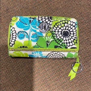 Vera bradley wallet
